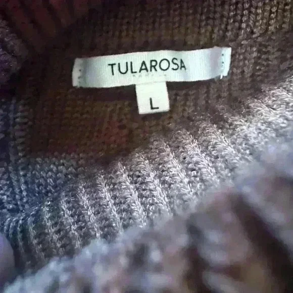 Tularosa Chocolate “Achilles” Cropped Turtleneck Sweater Large New Without Tags! - Picture 8 of 9